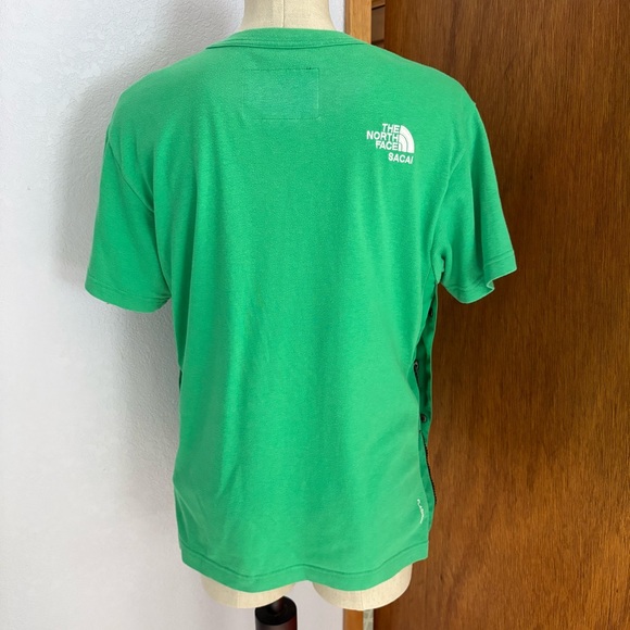 THE NORTH FACE x SACAI sz XS Green Short Sleeve Tshirt Size Zippers - Picture 6 of 11